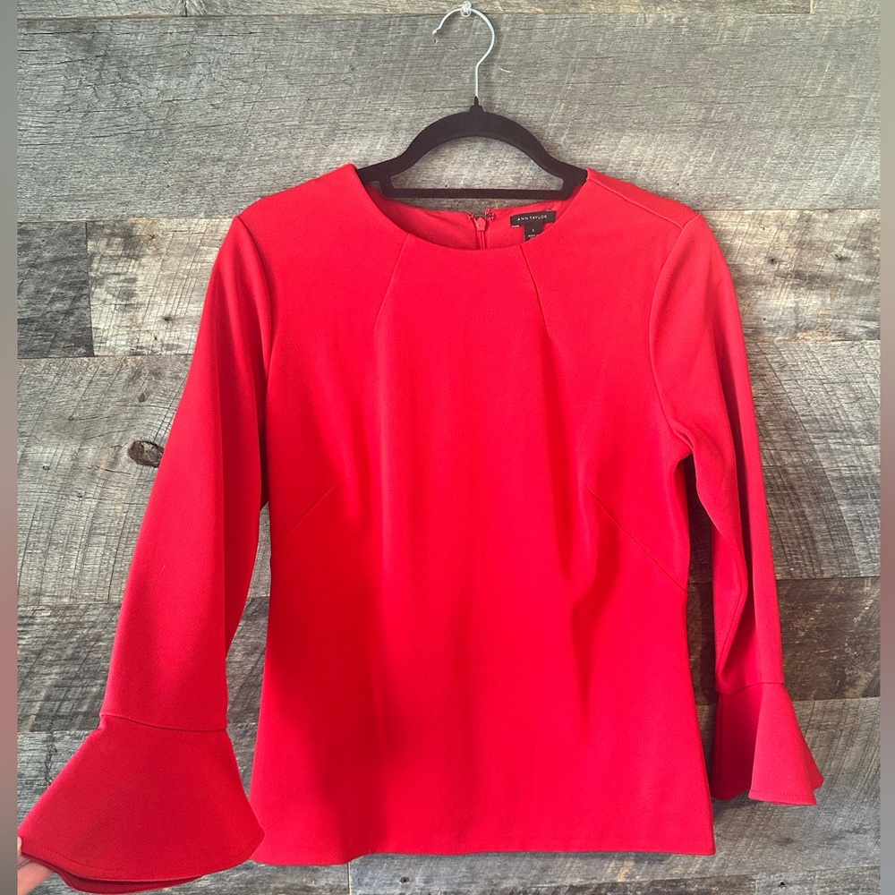 Ann Tylor red top